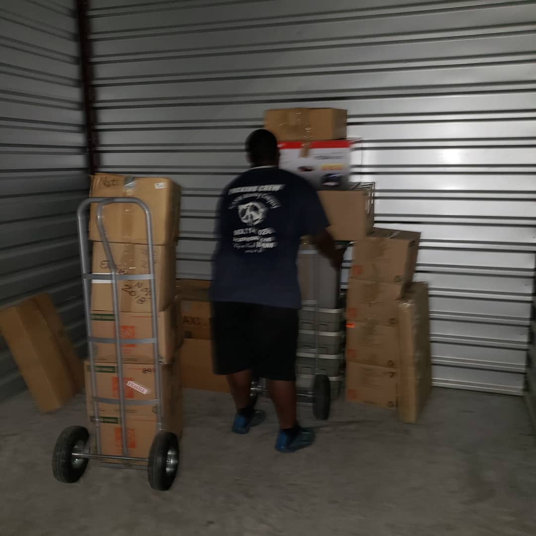 Top Notch Moving And Storage in Tool